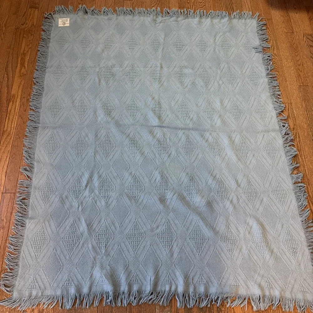Crown Crafts 100% Cotton Woven Fringed Reversible Throw Blanket 63